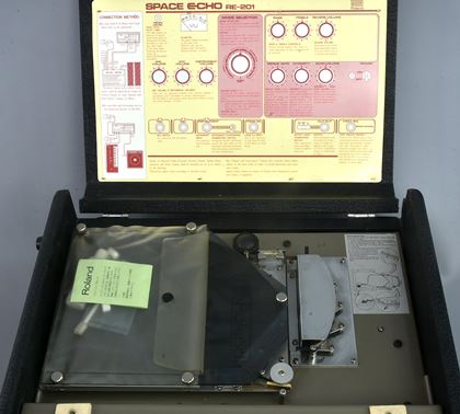 Roland-RE-201 Space Echo